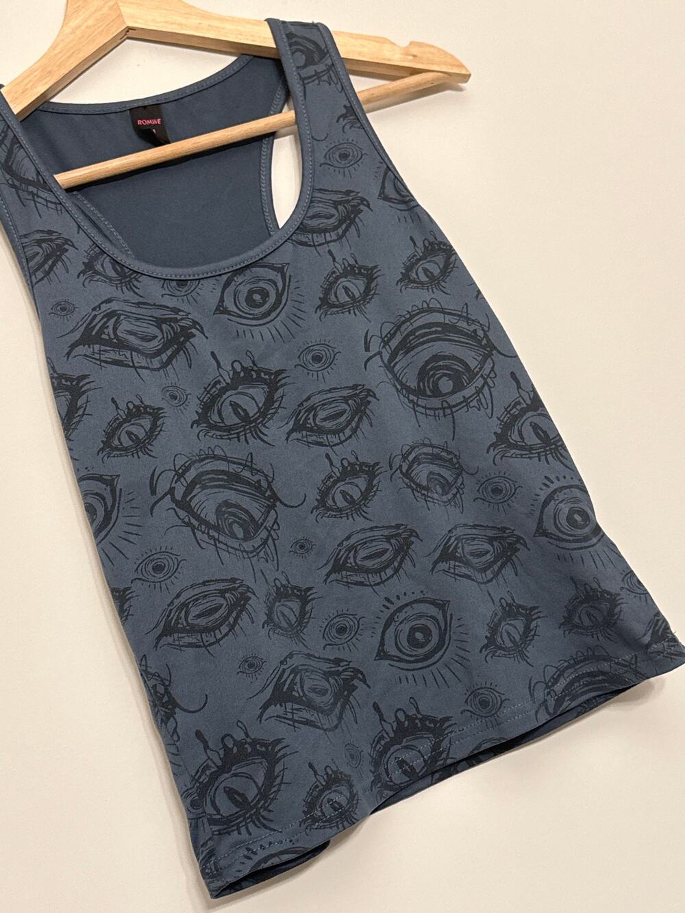 Romwe Slate Blue Eye Print Racerback Tank Top M